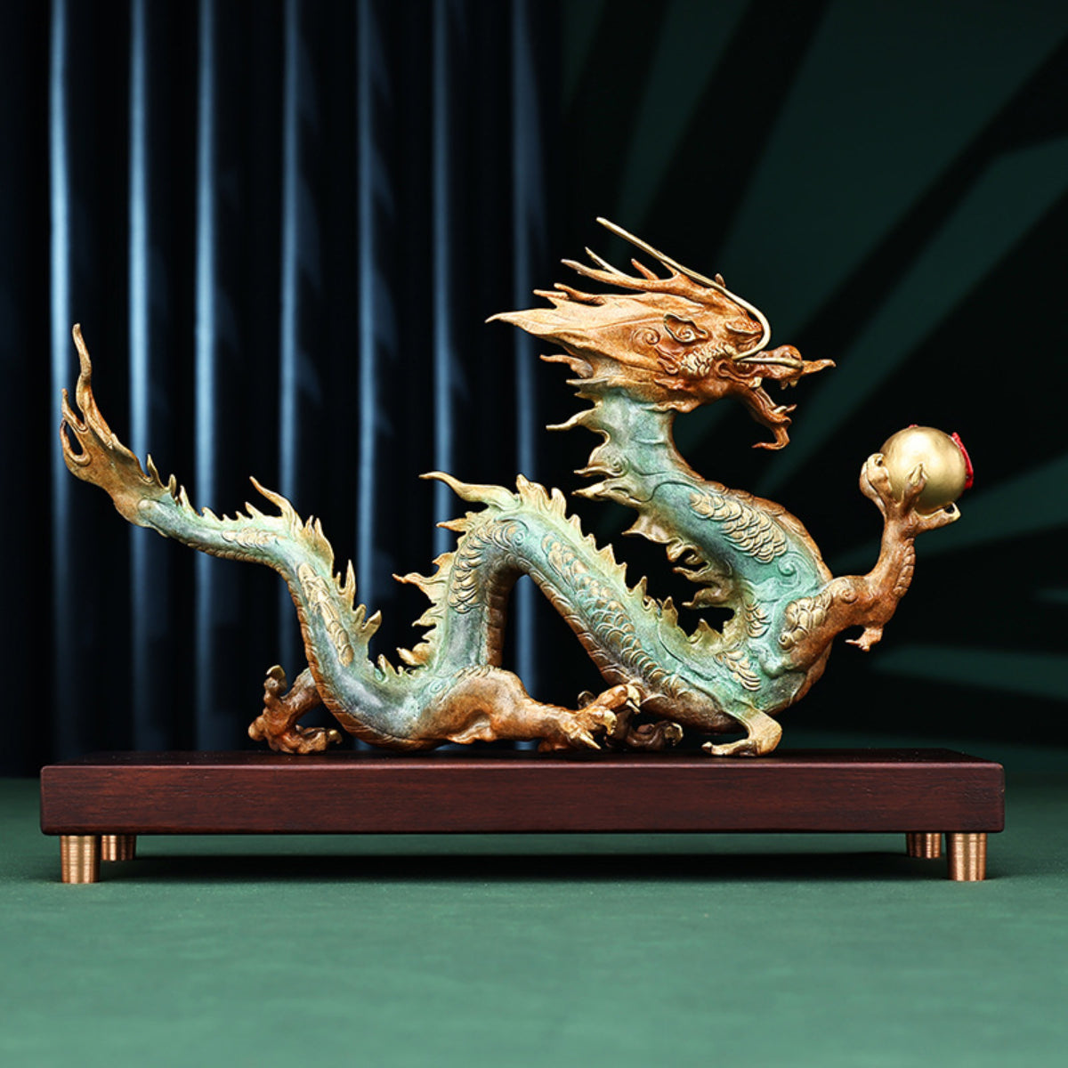 Dragon brass figurine – right side view